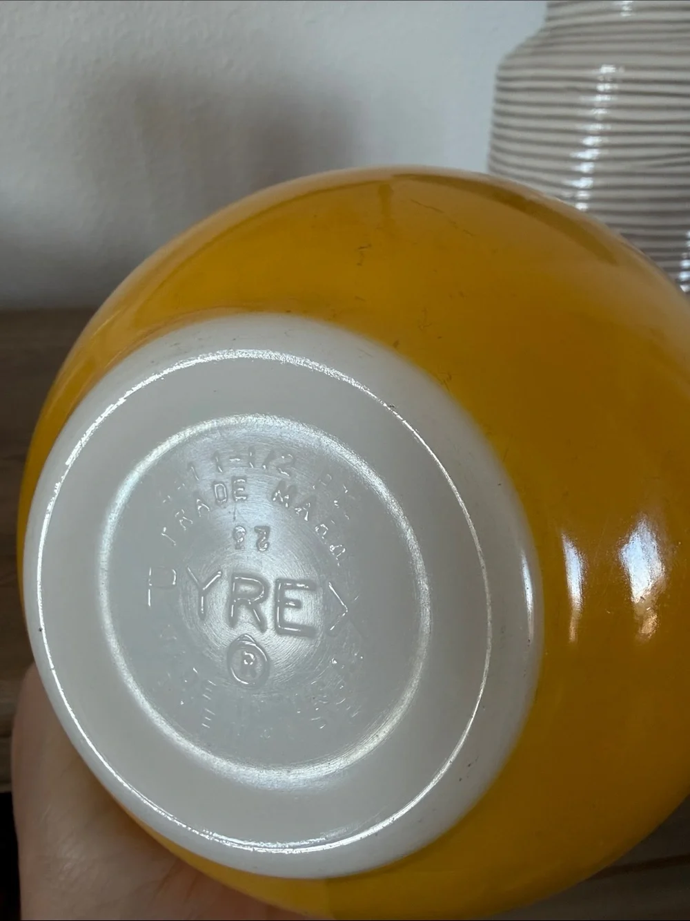 Pyrex Mixing Bowl